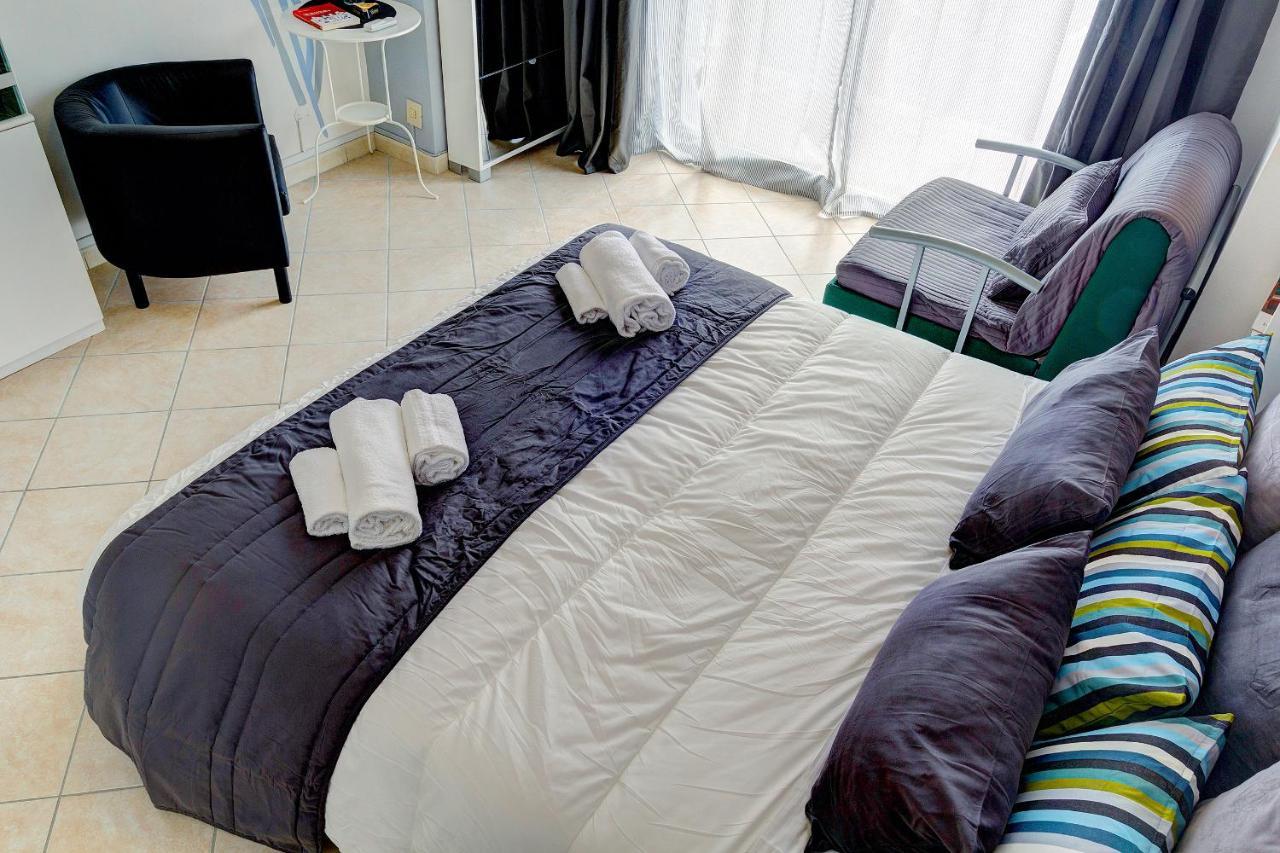 Suitehome Taormina Giardini Naxos Esterno foto
