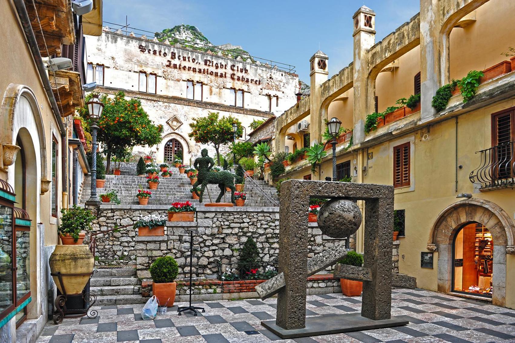 Suitehome Taormina Giardini Naxos Esterno foto